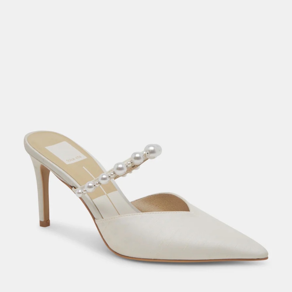 Dolce vita Kanika bridal heels in vanilla pearls